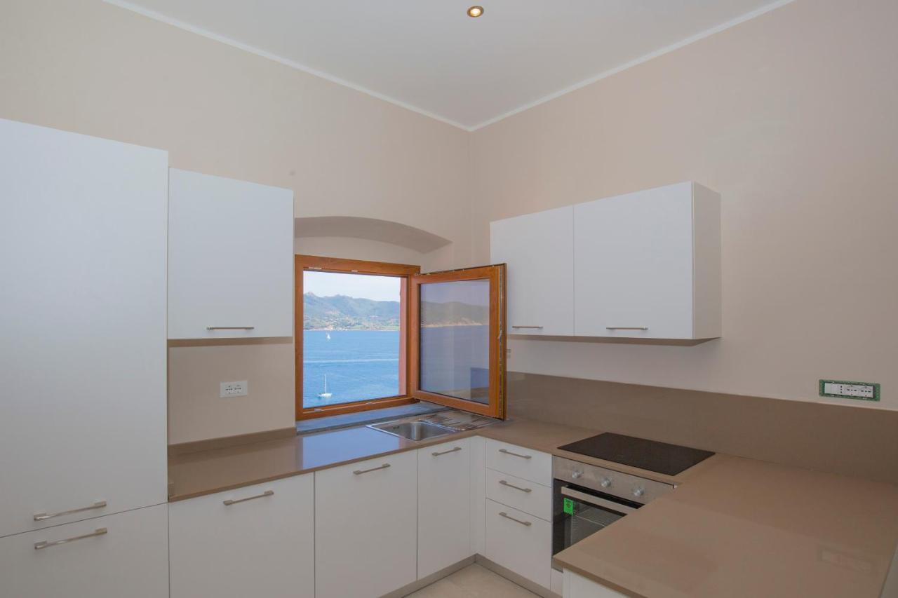 Helloelba Appartamento Il Faro 费拉约港 外观 照片