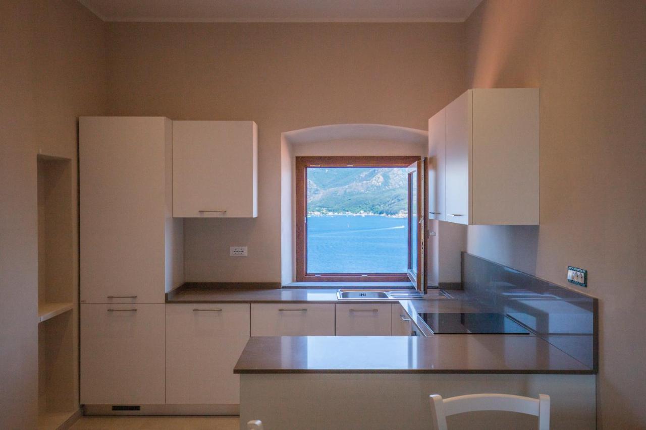 Helloelba Appartamento Il Faro 费拉约港 外观 照片